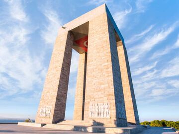 Çanakkale Şehitlikler ve Bozcaada & Assos Turu