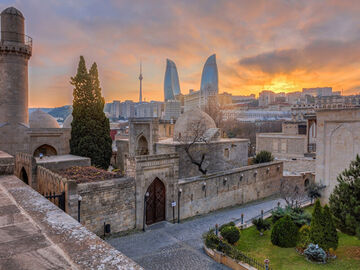 Uçaklı Azerbaycan & Bakü Turu