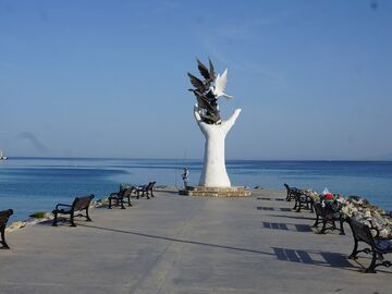 Domatia - Karina - Çeşme - Alaçatı Turu